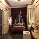 Secession Luxury Apartment